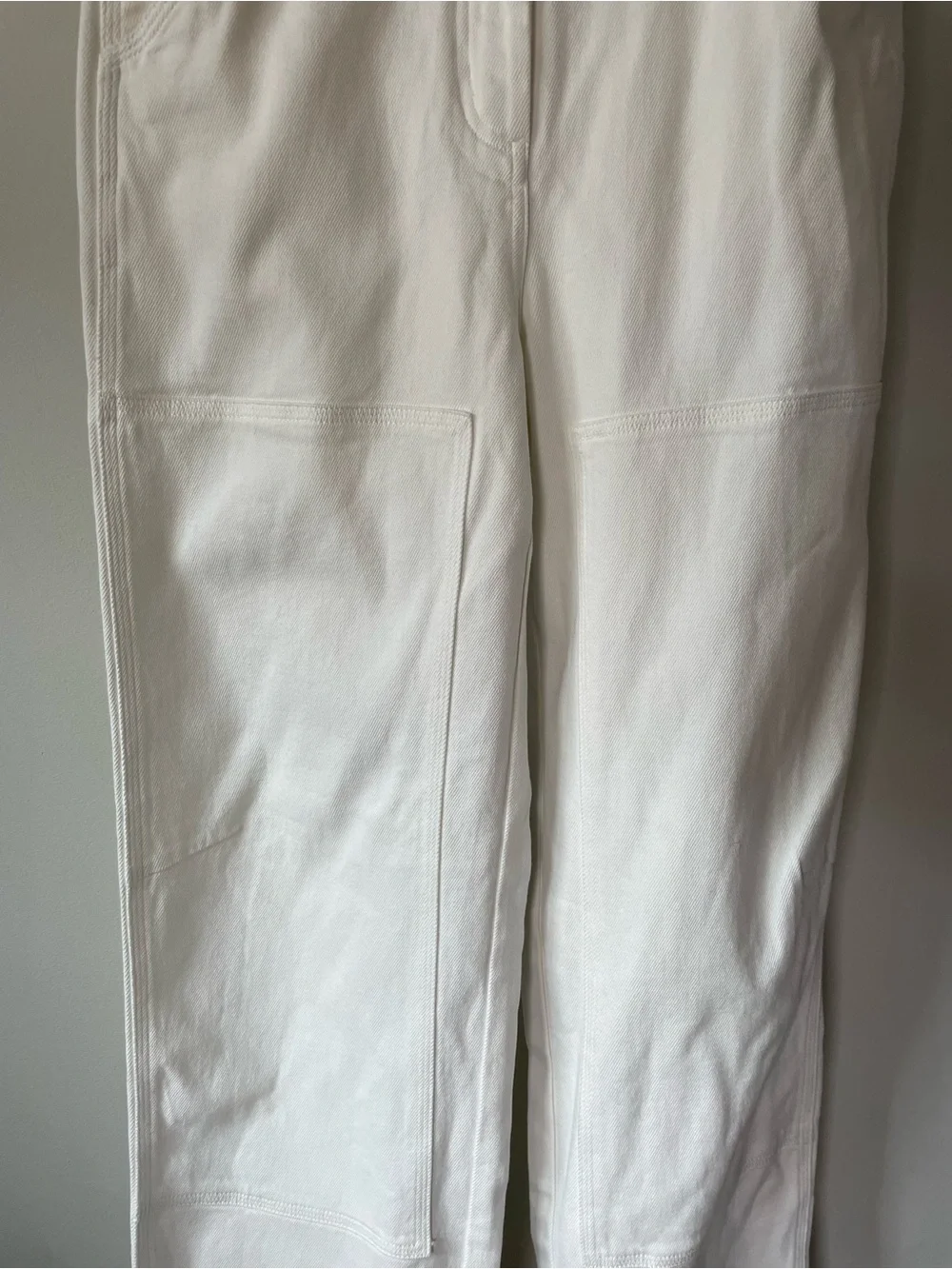 Wilfred High-Rise Straight-Leg Jeans in Off-White - Picture 8 of 11